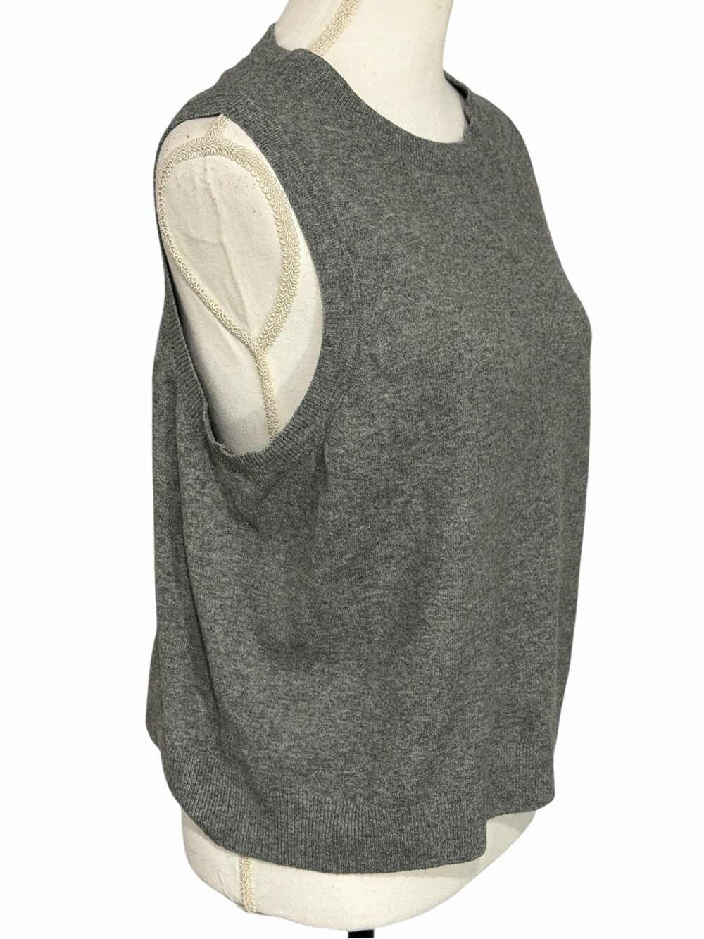a new day women’s sleeveless Sweaters in Gray and Camel XXL - Picture 4 of 11